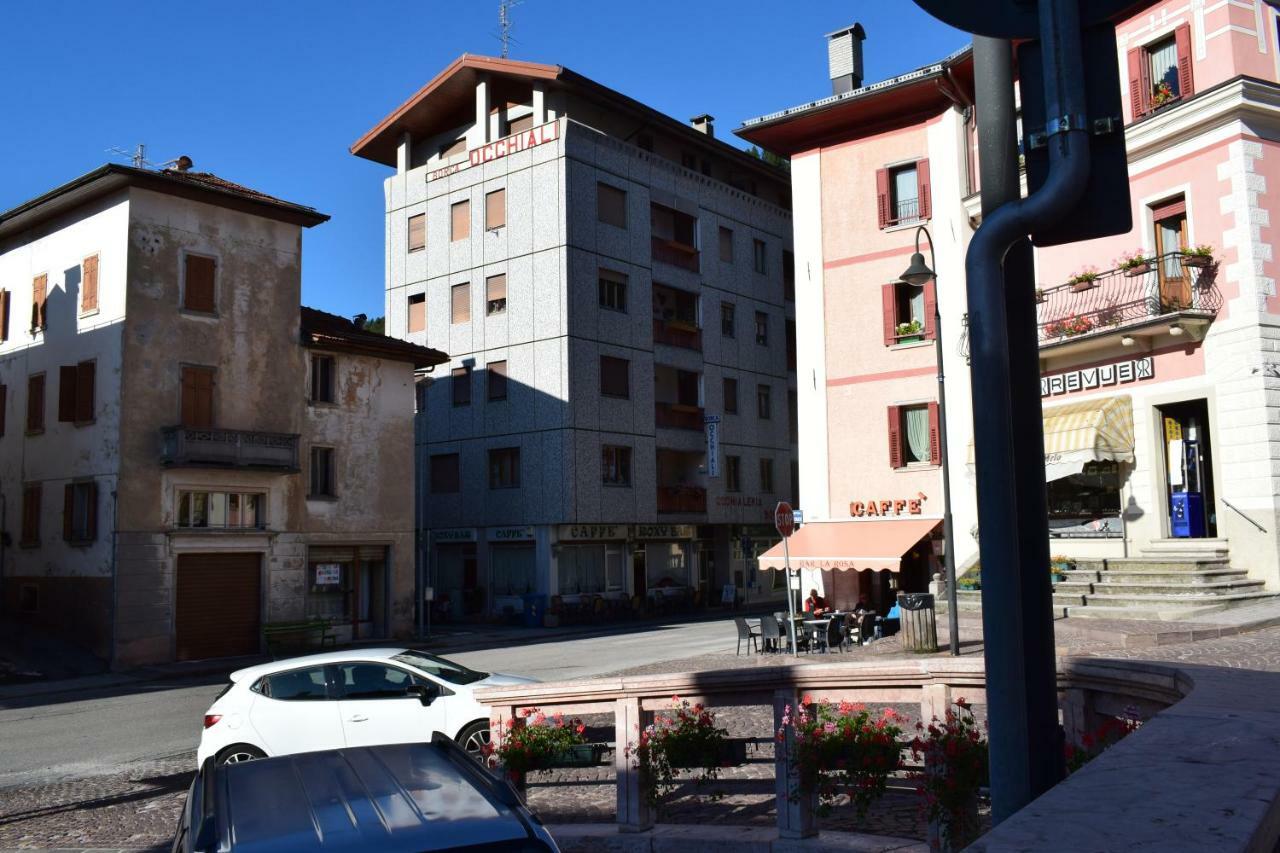 Lozzo Di Cadore - Dolomiti - Piazza IV Novembre Lozzo Cadore 外观 照片